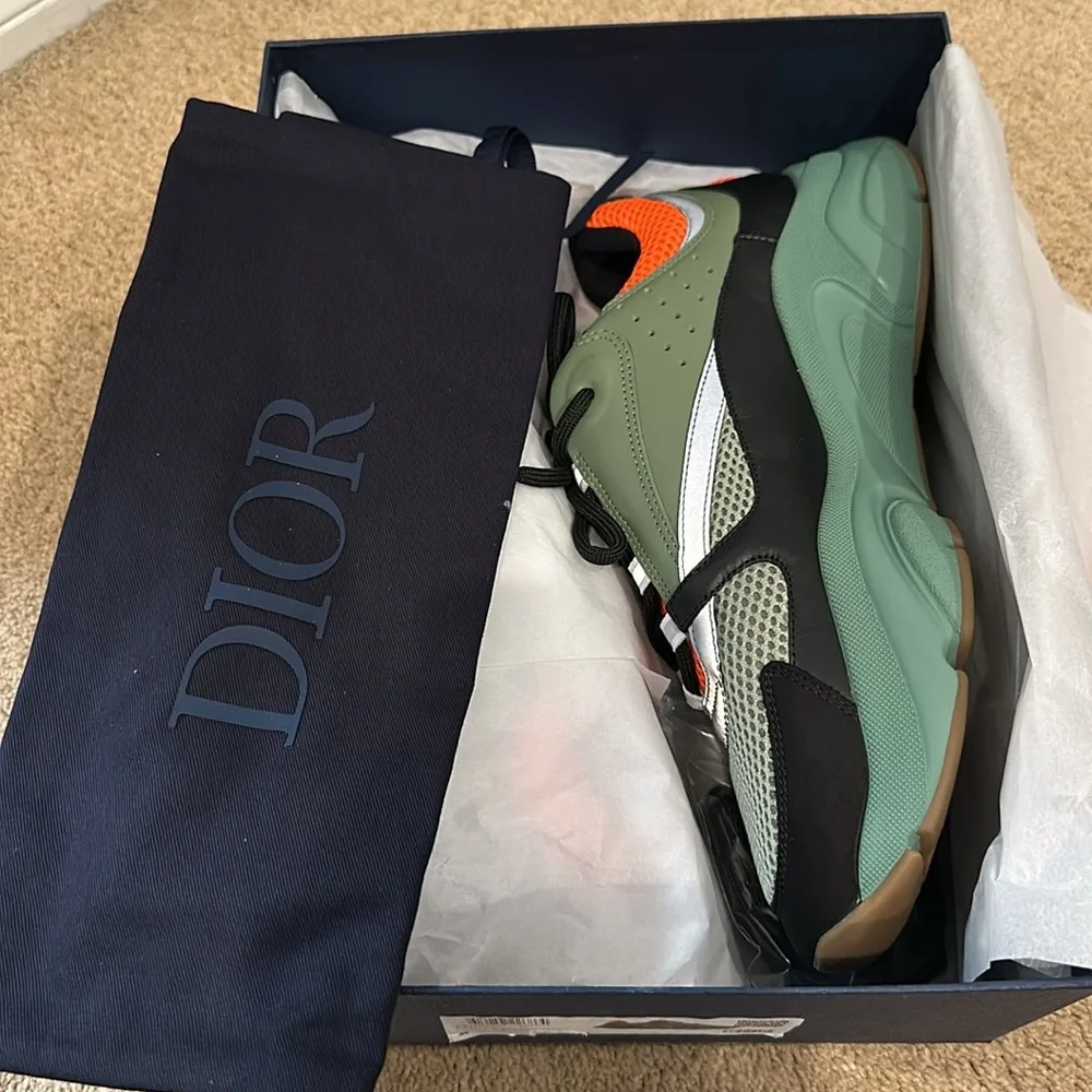 Dior B22 'Khaki Orange' - Picture 2 of 7